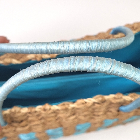 ESPRIT Large Woven Straw Tote Purse - Picture 8 of 17